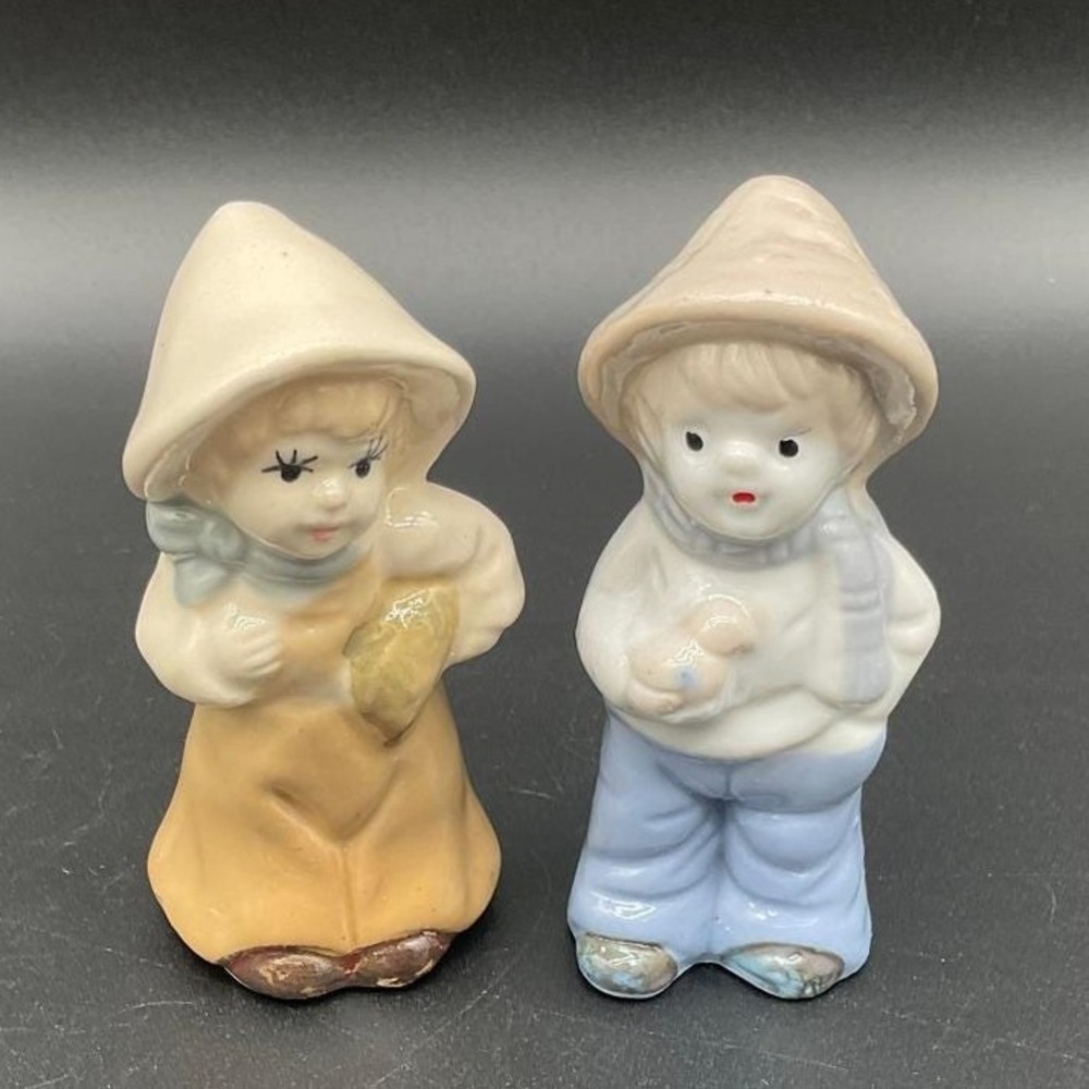 Vintage Boy And Girl Figurines 5" Ceramic Mushroom Decor Farmhouse Cottagecore